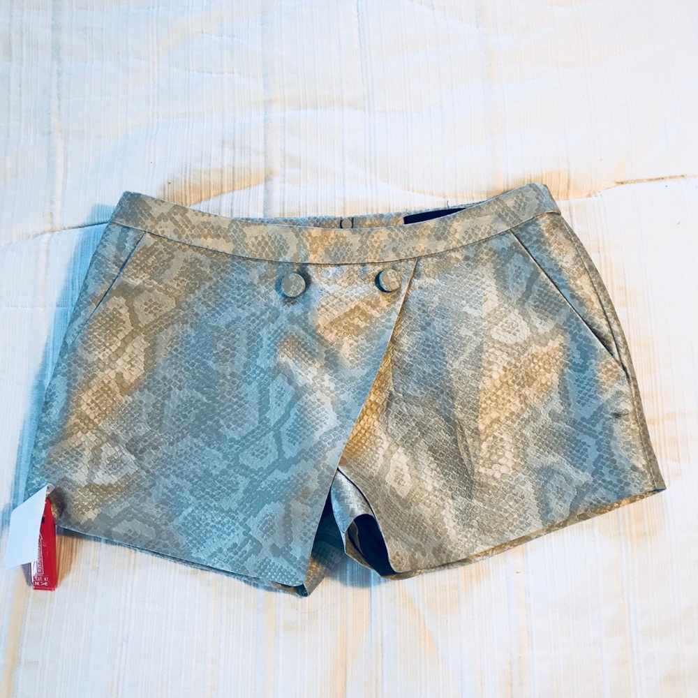 Skort